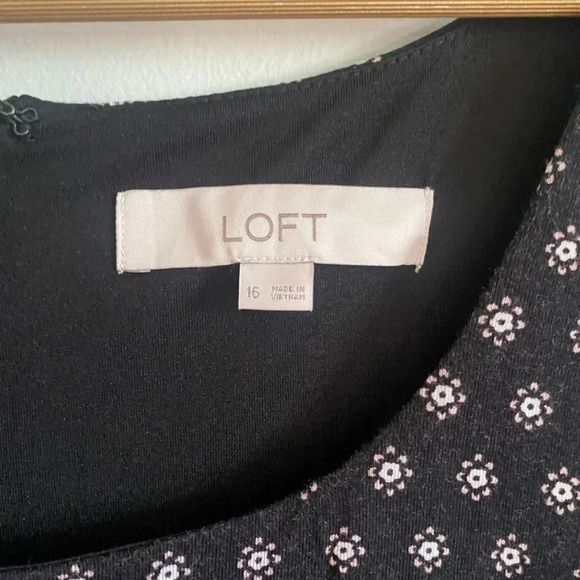 Ann Taylor Loft Floral A Line Dress - Picture 5 of 12